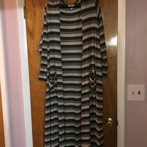 Lularoe sarah